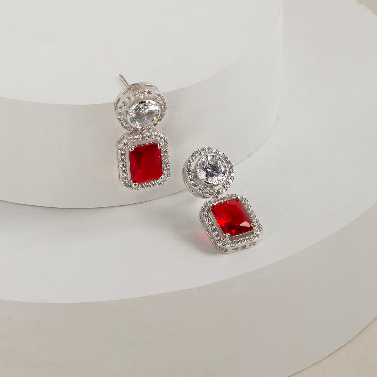 Begum Earrings (Red)
