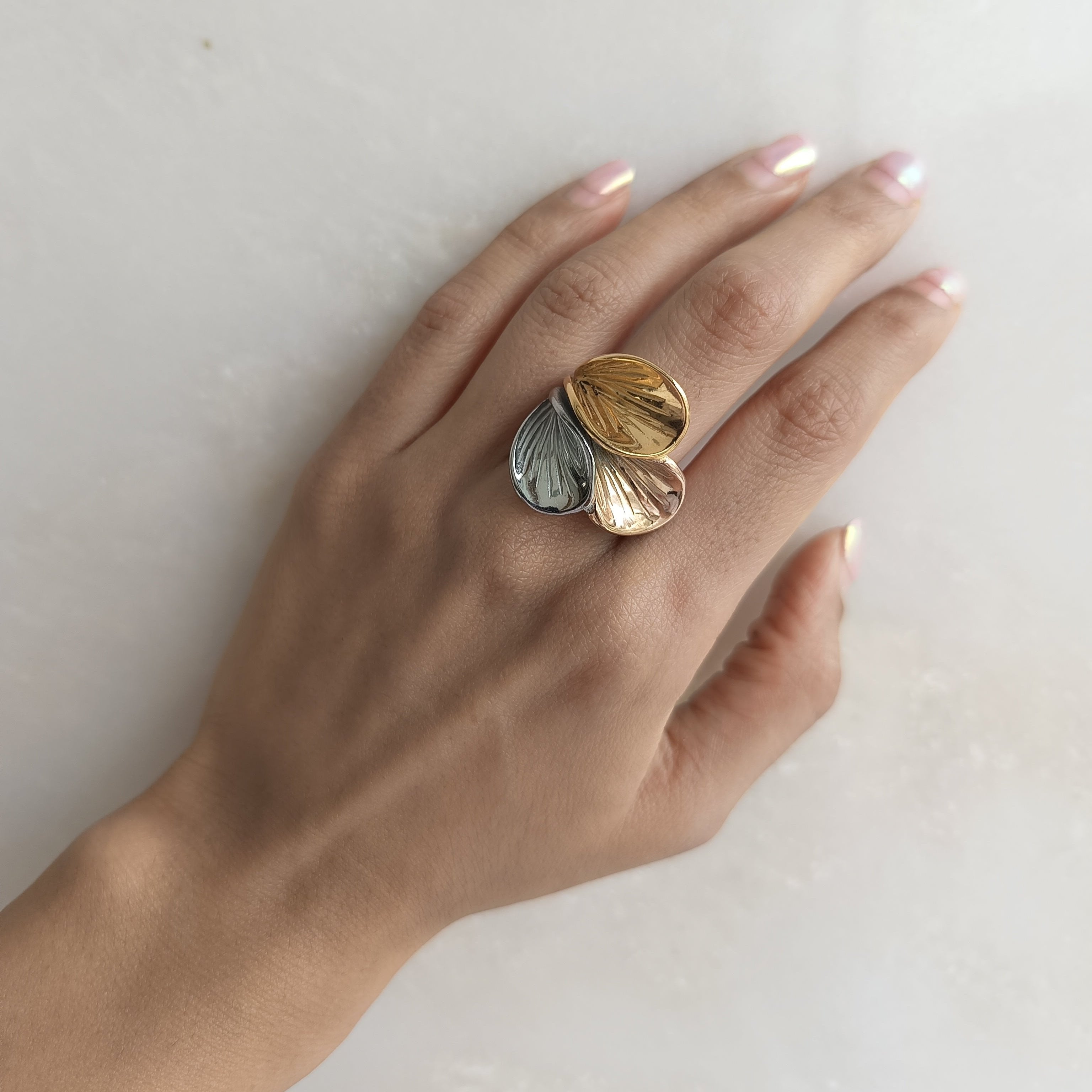 Elysian Leaf Ring