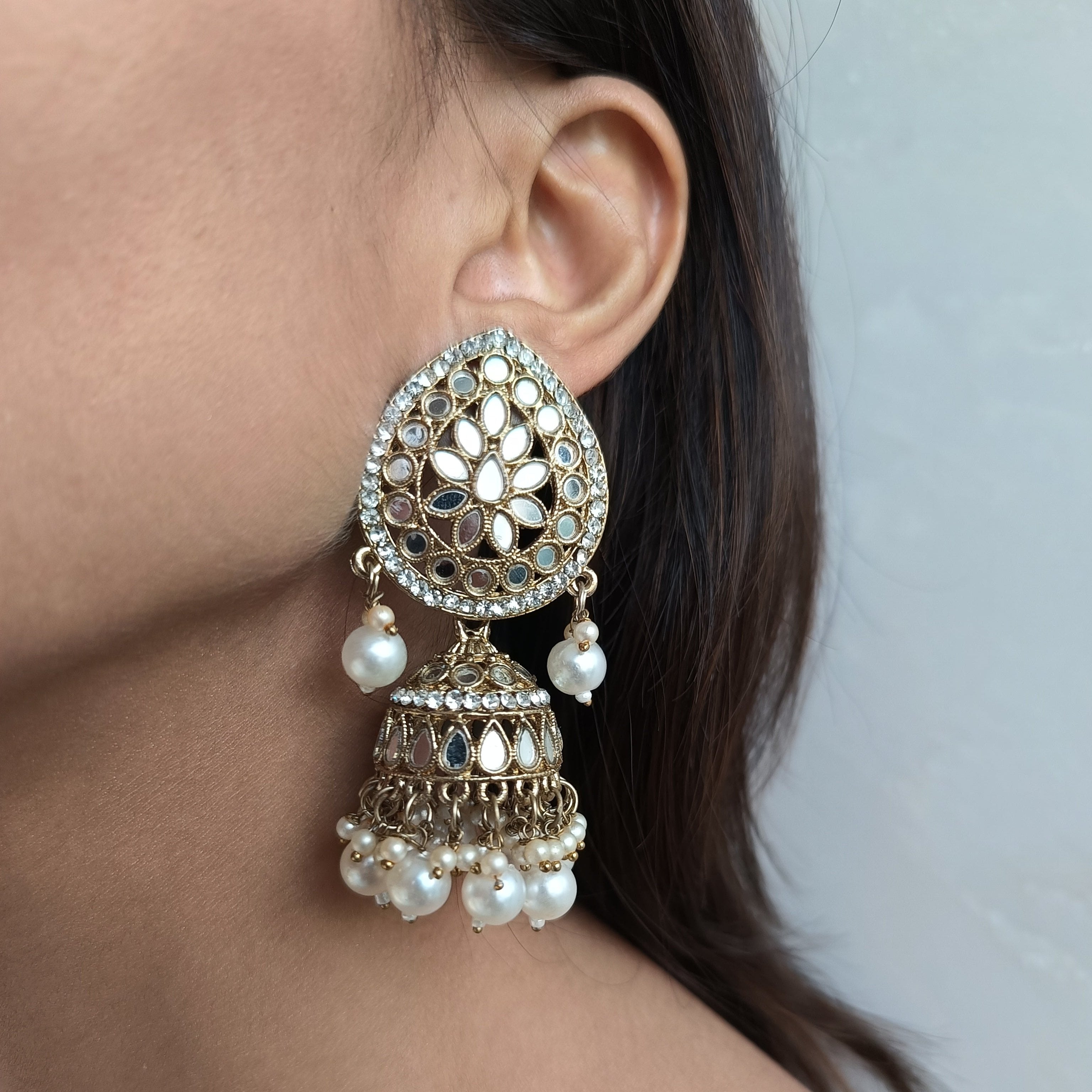 Bansari Earrings & Mang Tikka Set