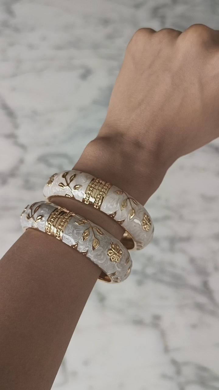 Lotus Bangle